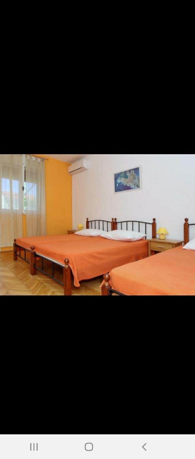 Basil Apartments And Rooms Бетина Стая снимка