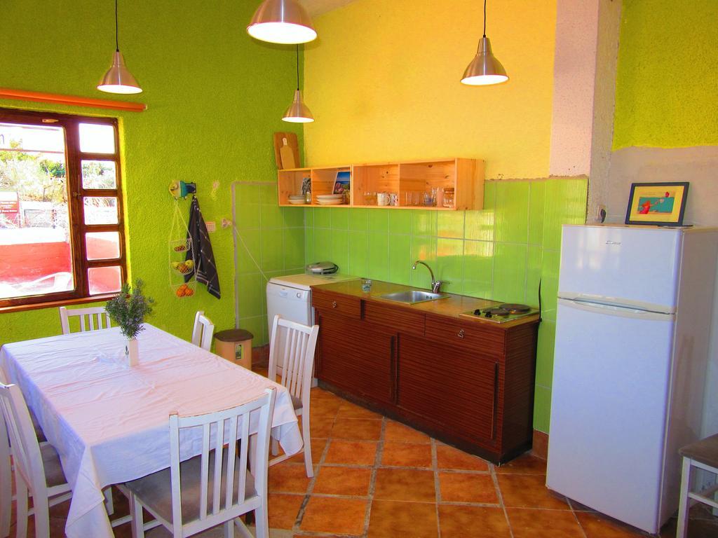 Basil Apartments And Rooms Бетина Екстериор снимка